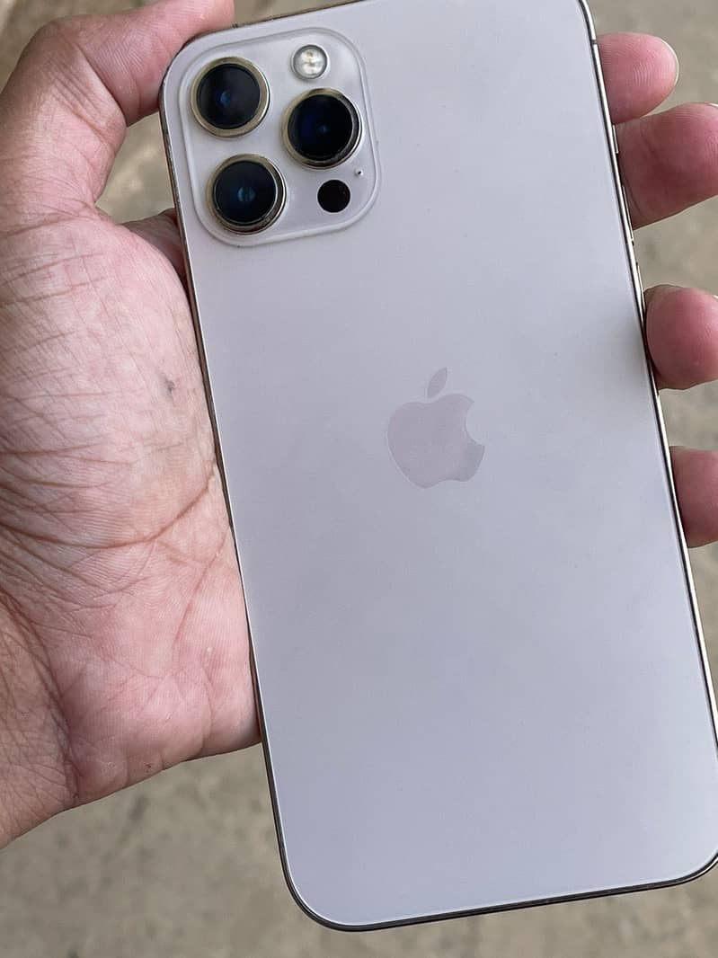 IPhone 12pro max 1