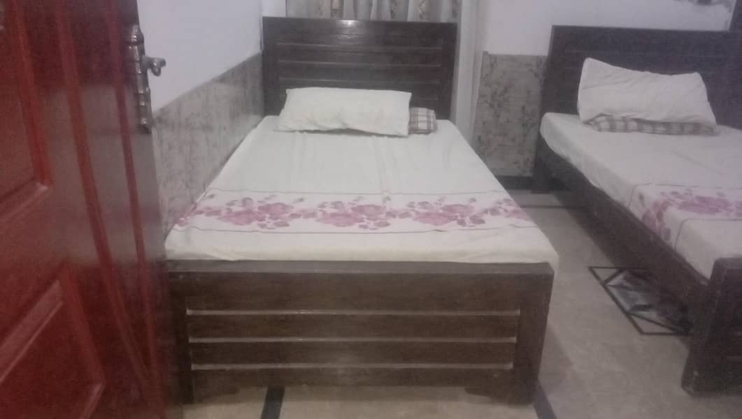 2 Single Beds 0