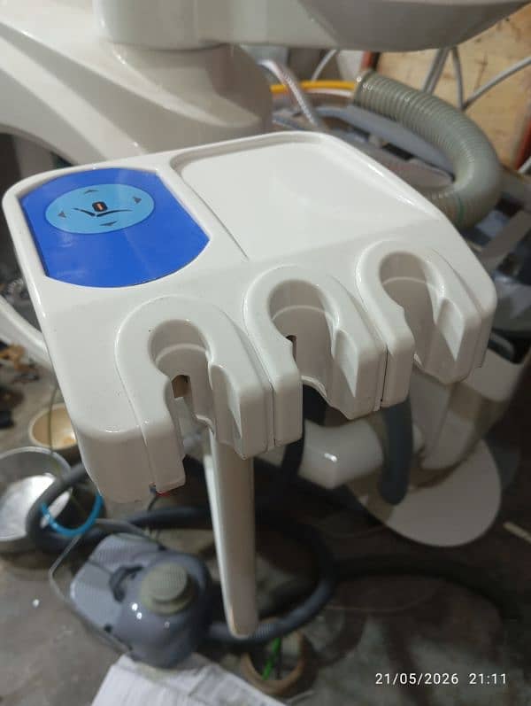 dental unit Chair fully electric ڈینٹل یونٹ 5