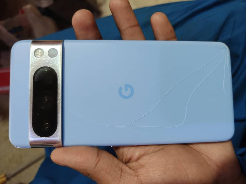 Google Pixel 8 Pro 1