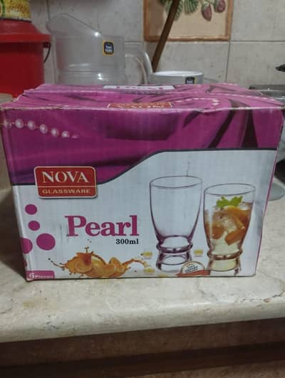 New NOVA Glassware Pearl glasses set 7 pieces with jug. never used.