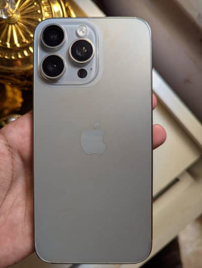 IPHONE 15 PRO MAX WITH BOX
