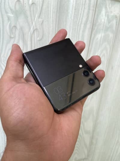 Urgent salee zFlip3