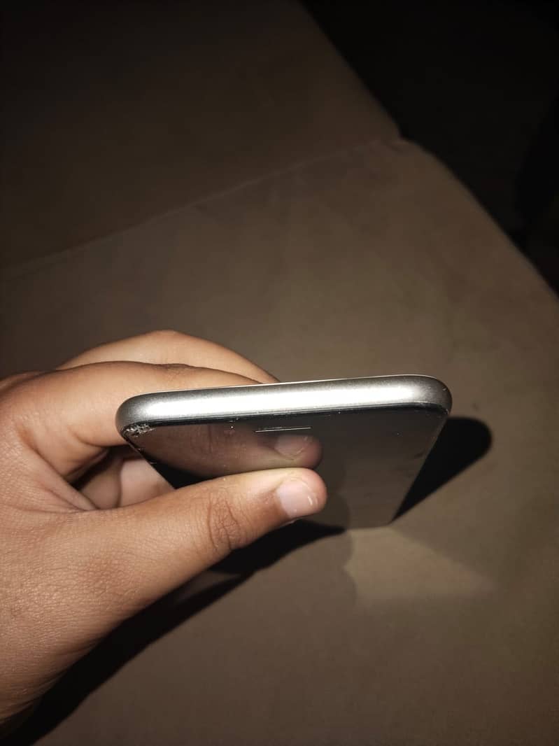 IPhone SE 3 0