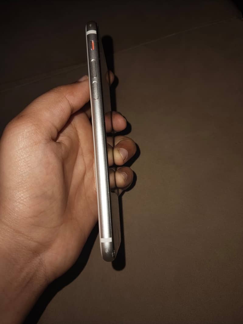 IPhone SE 3 3
