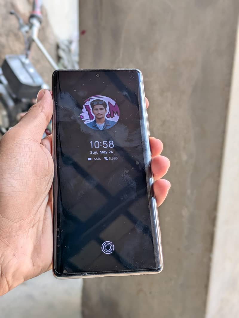 Tecno common 30s 1