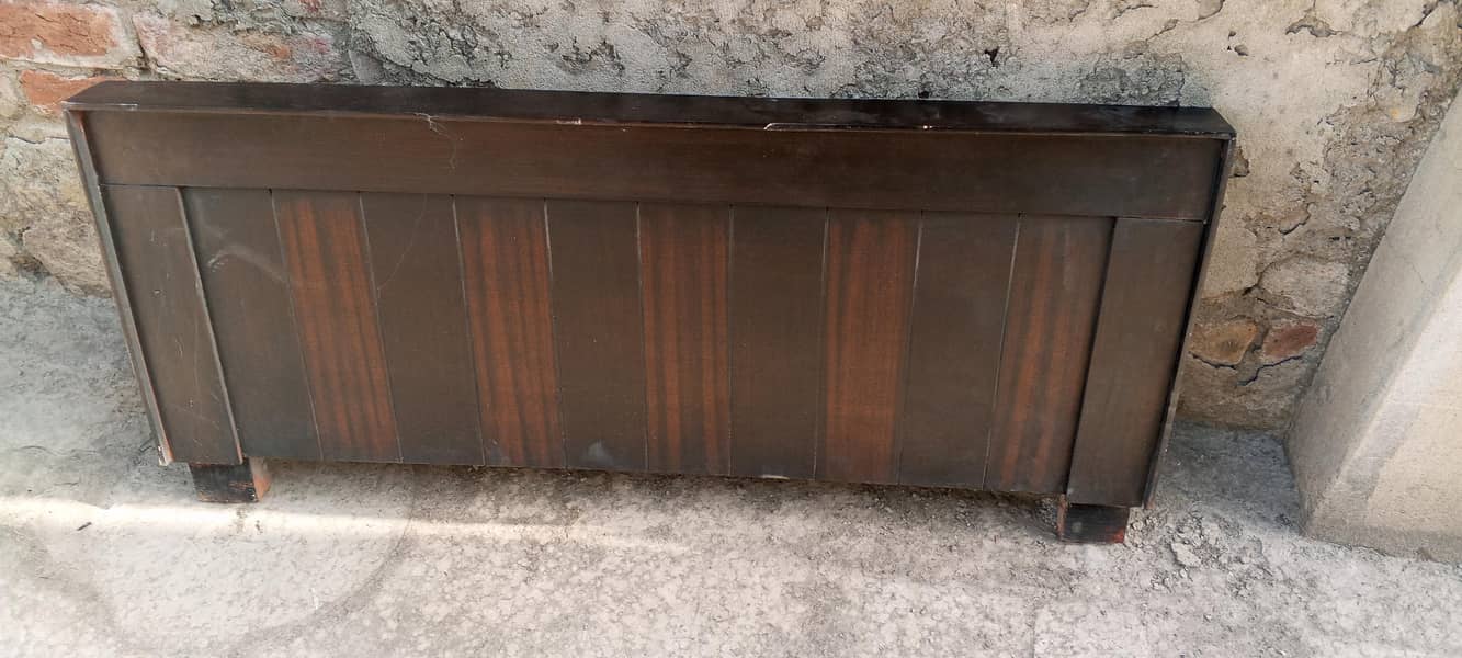 single bed with molty form 1
