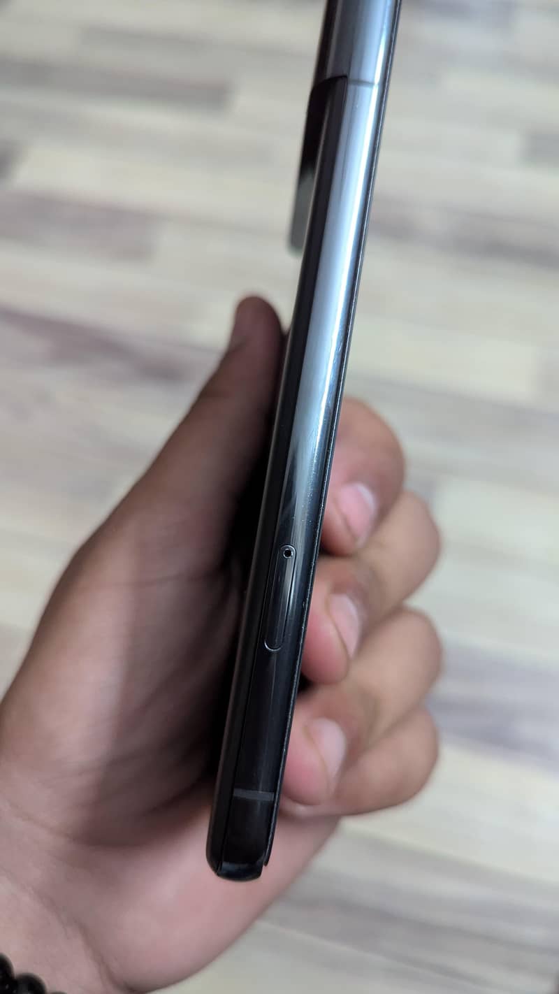 pixel 8 pro 4