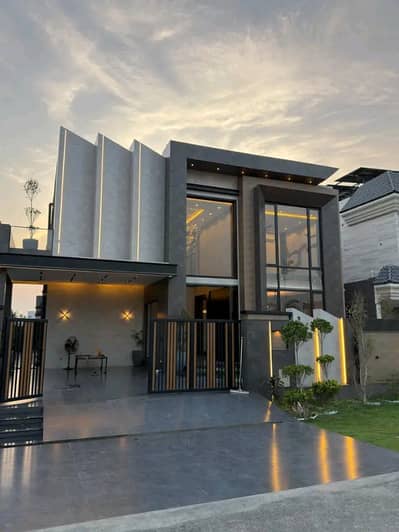 1 Kanal Brand New Luxury Furnished House for Rent in a Prime Location of Bahria Town, Lahore.