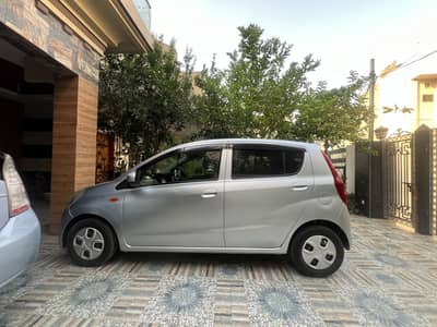 Daihatsu Mira 2015