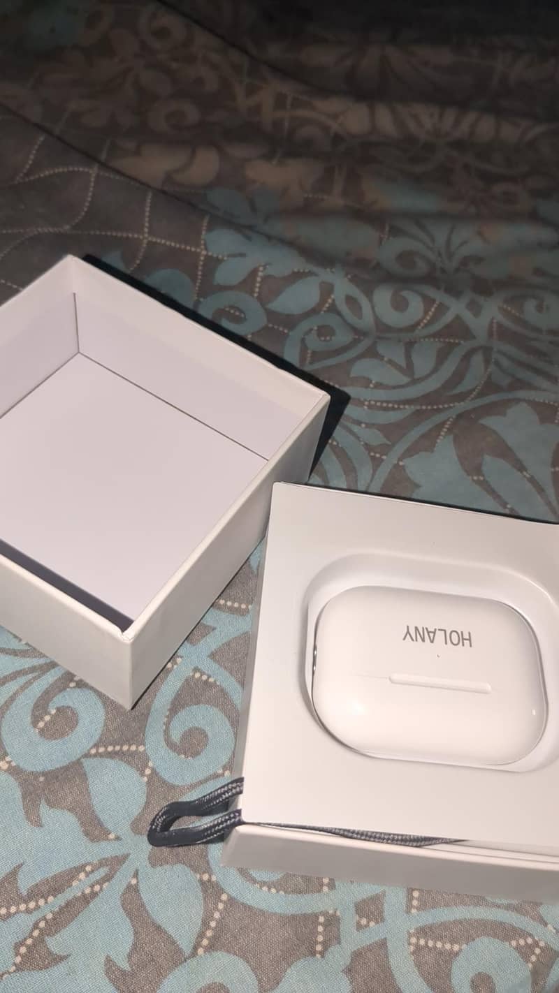 with box 10/10 condition 4