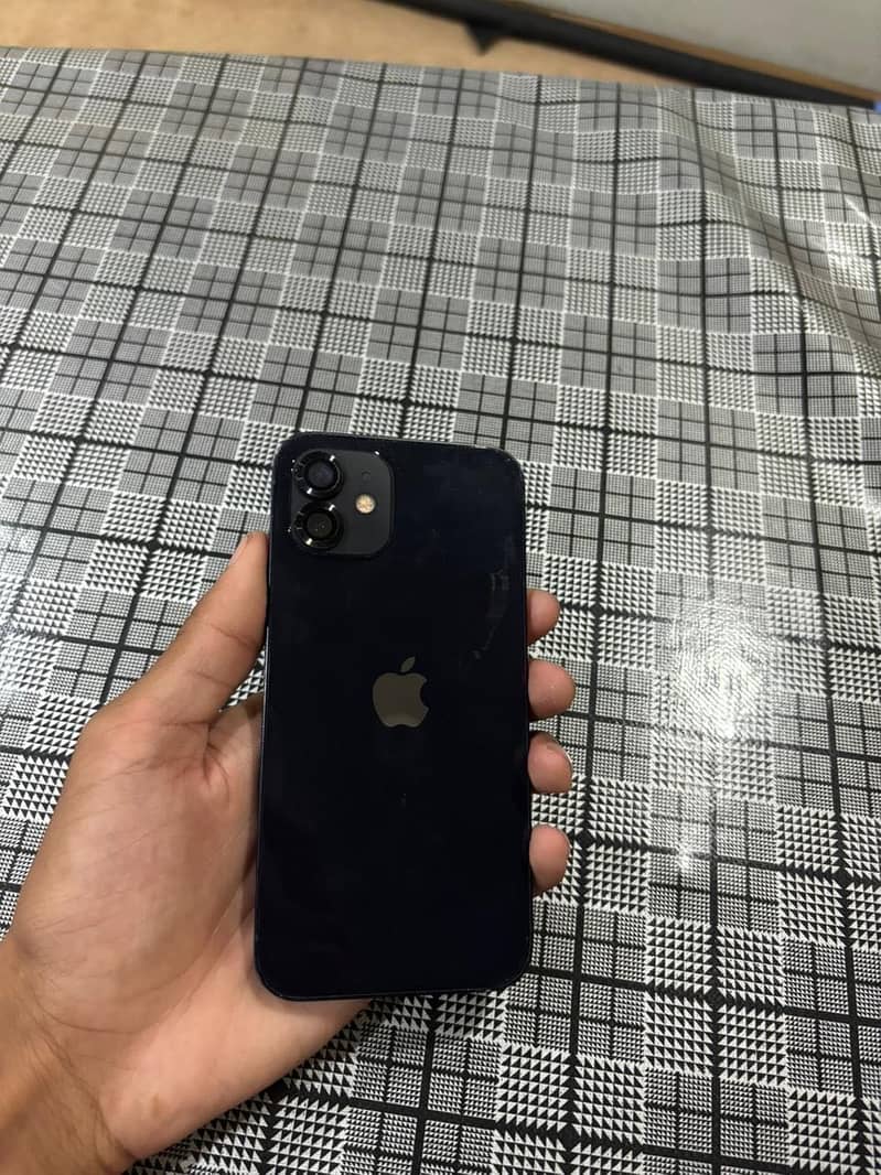iPhone 12 1