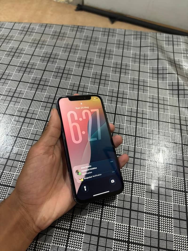 iPhone 12 2