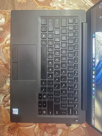 Dell Latitude 7400 - i5 8th GEN