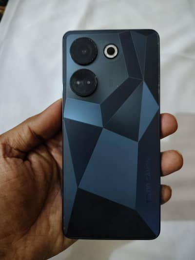 I want to sell my Camon 20  8+256 Gb With Box Original pouch