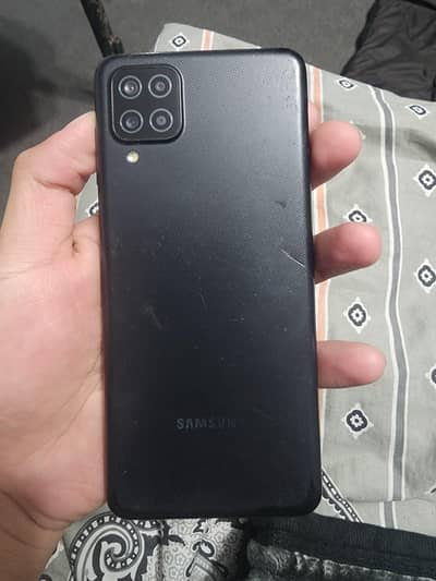 Samsung A12