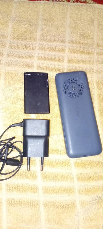 Nokia 125 original,charger (03196263273)