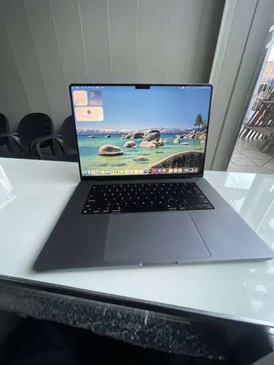 Mac Book PRO M1 CHIP 2021