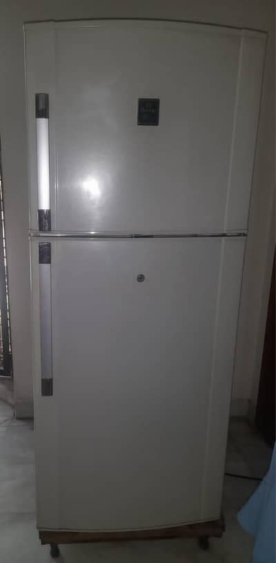 dawlance refrigerator