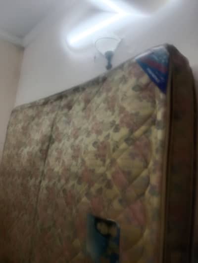 five star mattress in good condition soft and good stuff