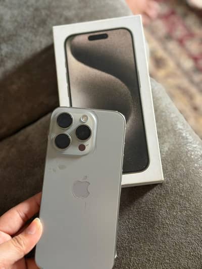 Iphone 15 pro PTA APPROVED 256Gb complete box dual Sim 10/10 condition