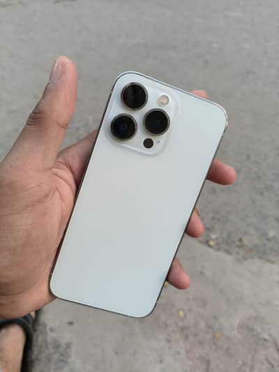iPhone 13pro pta 256gb