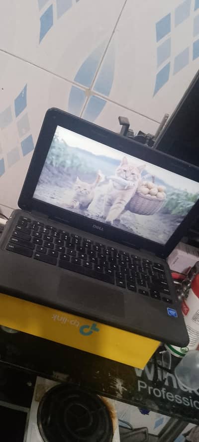 Chromebook windows  type c