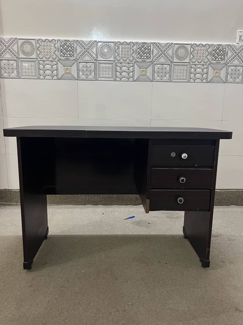 Office table 3