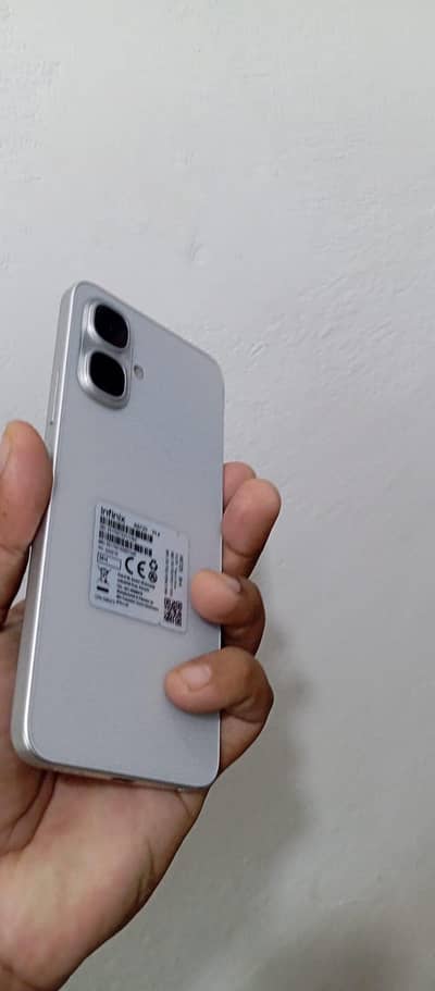 Infinix smart 10. . . . . 10by10