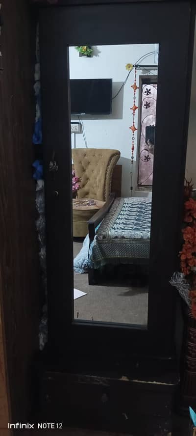 Dressing table for urgent sale