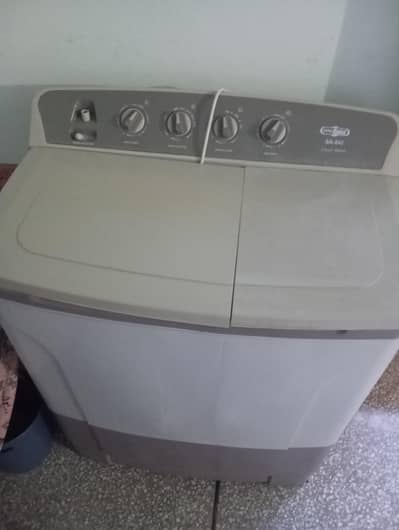 Washing Machine and spinner