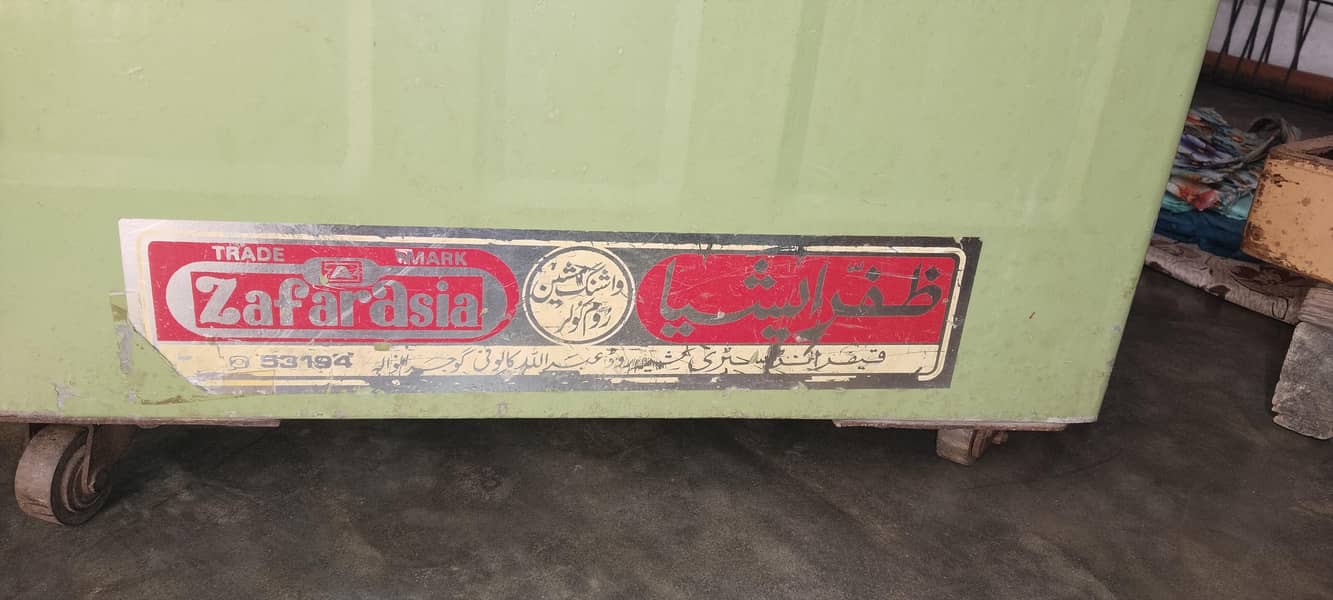 واشنگ مشین بالکل جینون حالت میں ہے اندر ٹپ سٹیل کا ہے 3