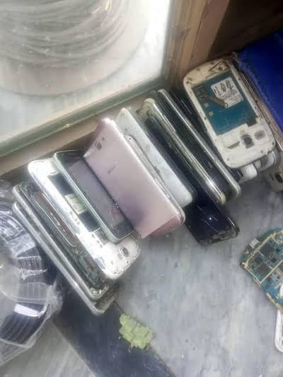 Purany or khrab mobile ya tooty hue mobile sale krny k liye rabta kren