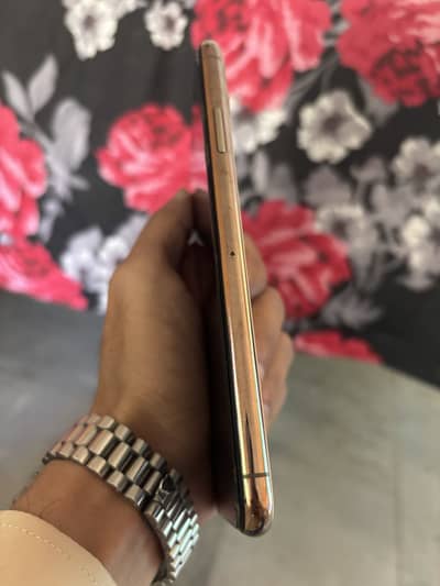 iPhone 11 Pro Max urgent sale