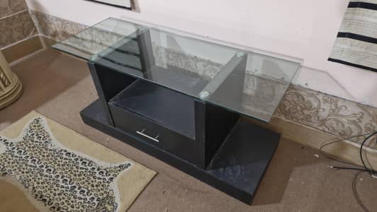 TV CONSOLE TABLE