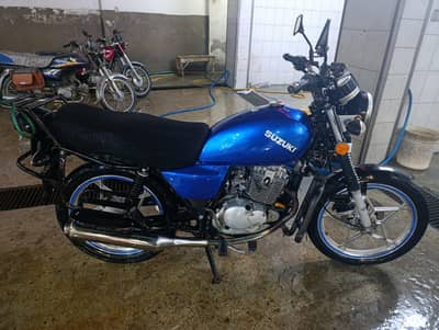 suzuki GS 150 SE