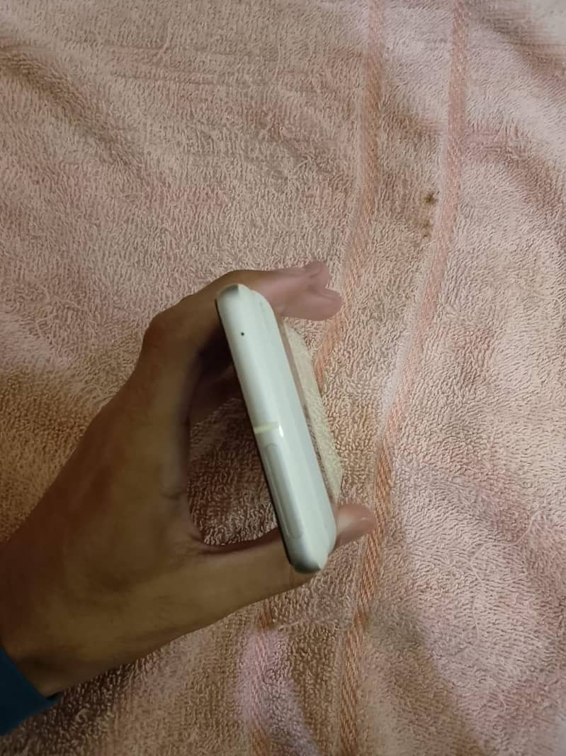 Google Pixel 7 3