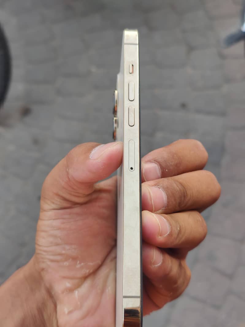 IPHONE 13PRO MAX 3