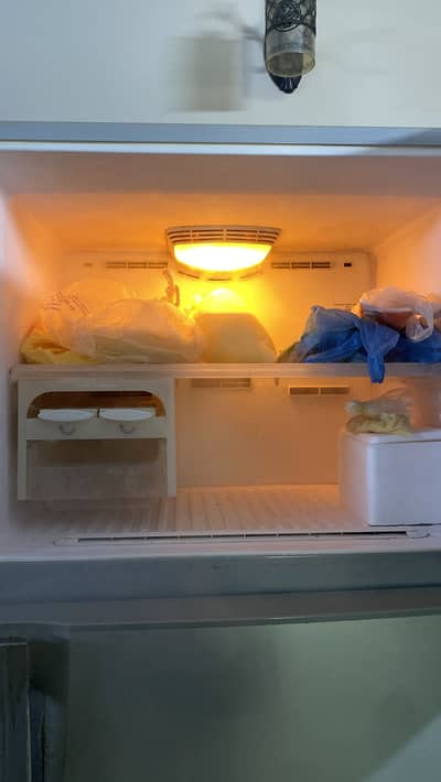 Hitachi Fridge