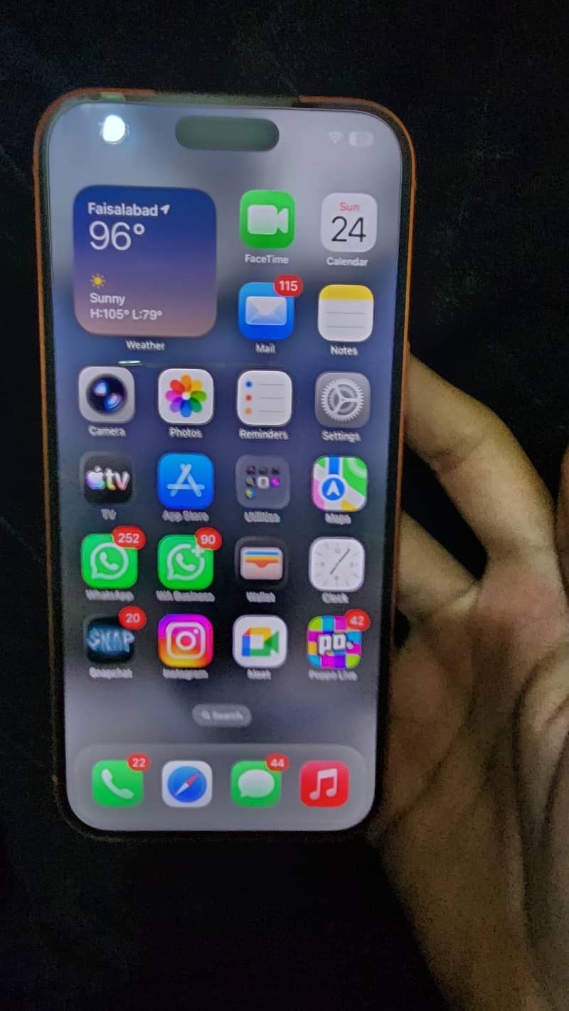 iPhone 17 pro max 1