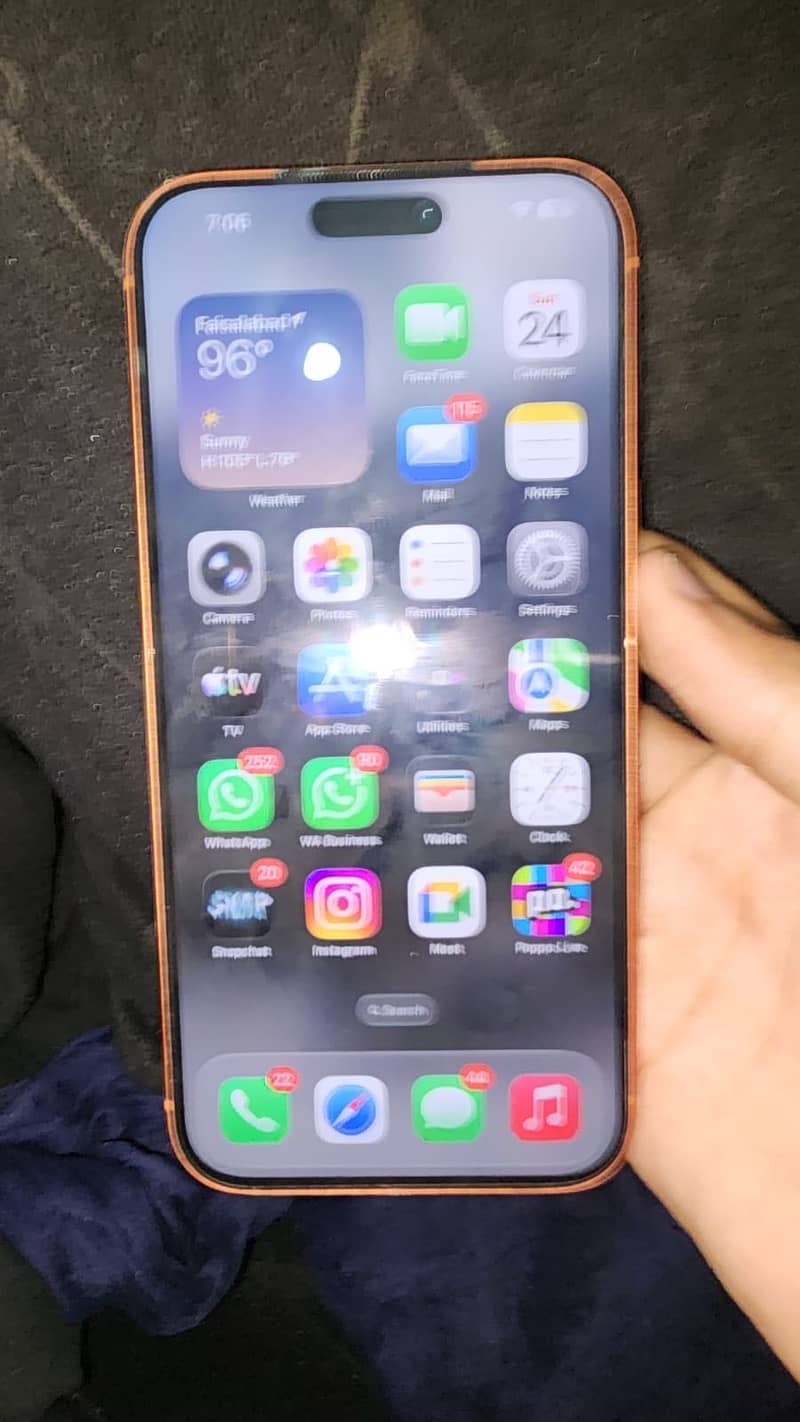 iPhone 17 pro max 3