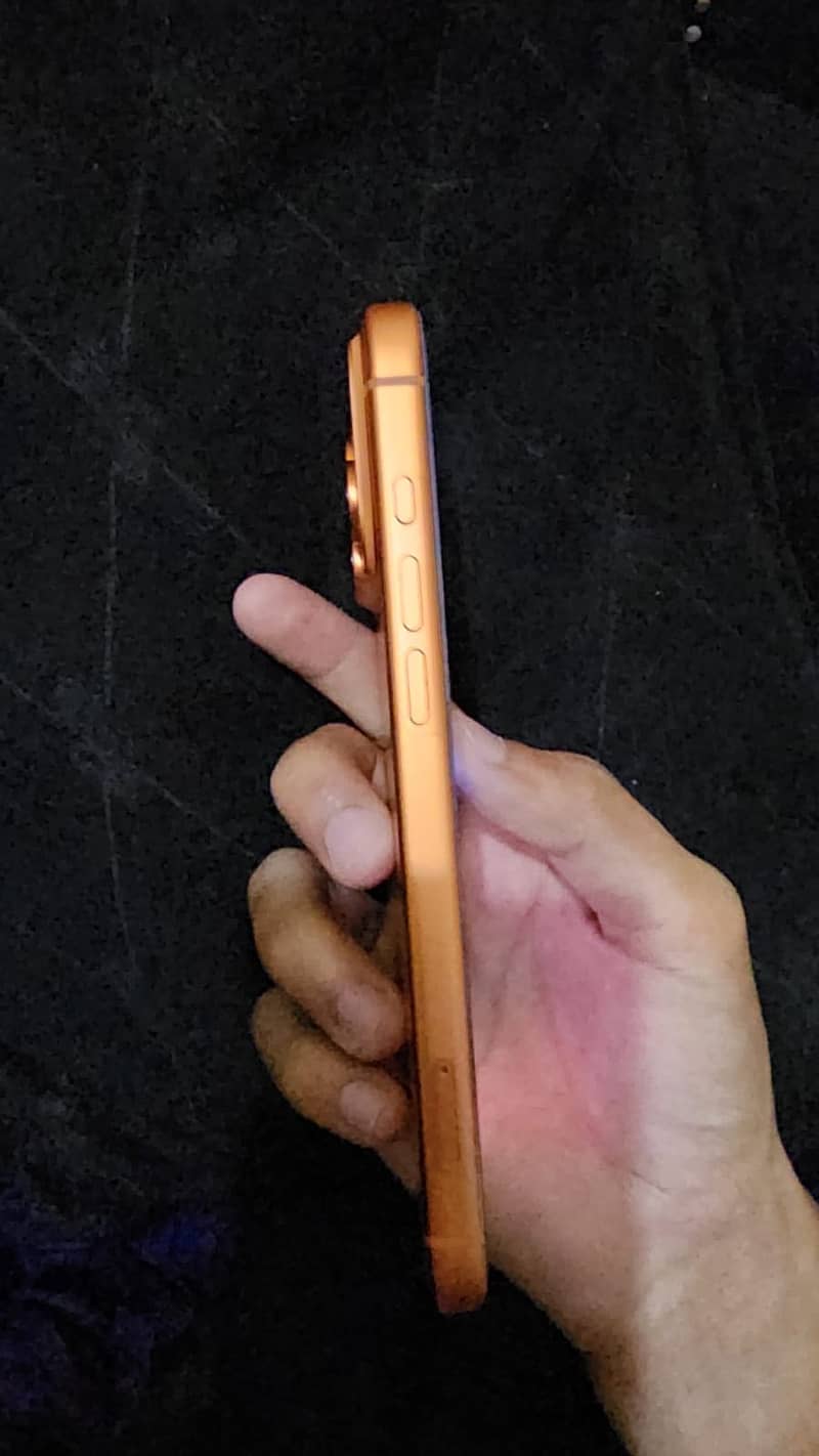 iPhone 17 pro max 6