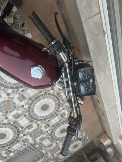 Honda 125 just as new