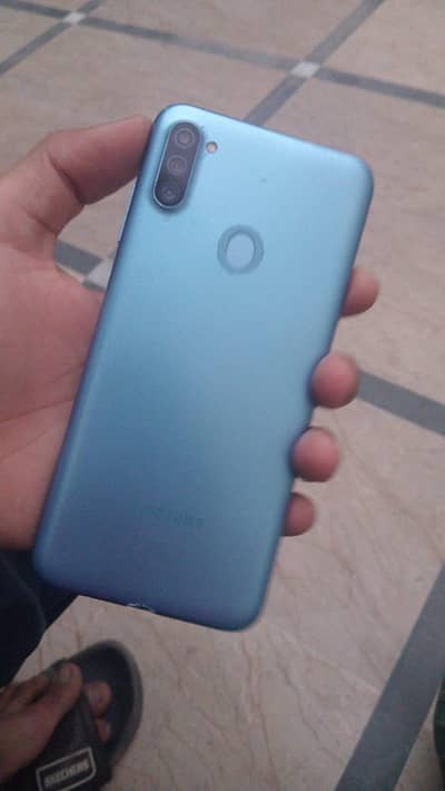 3 32 ha box sath ha charge nhi haa exchaange possible