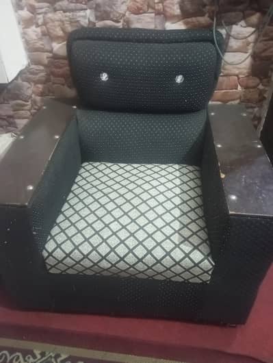 3 seater sofa set in black color