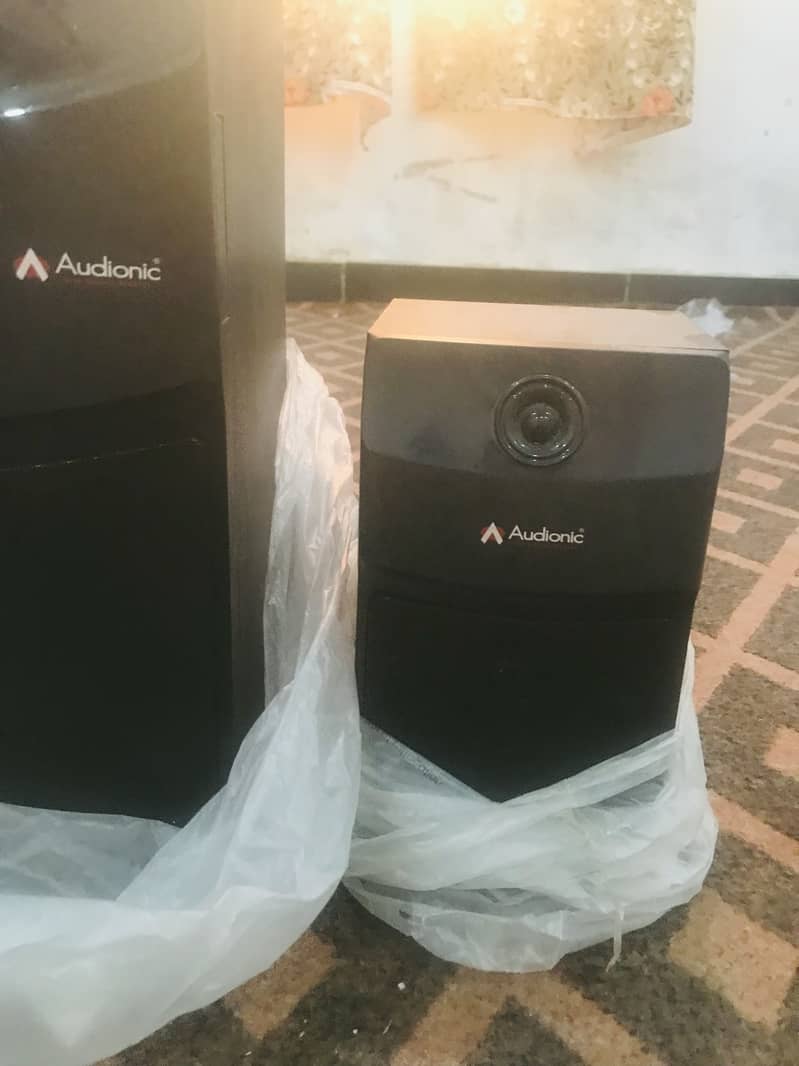 Adionic speaker 3
