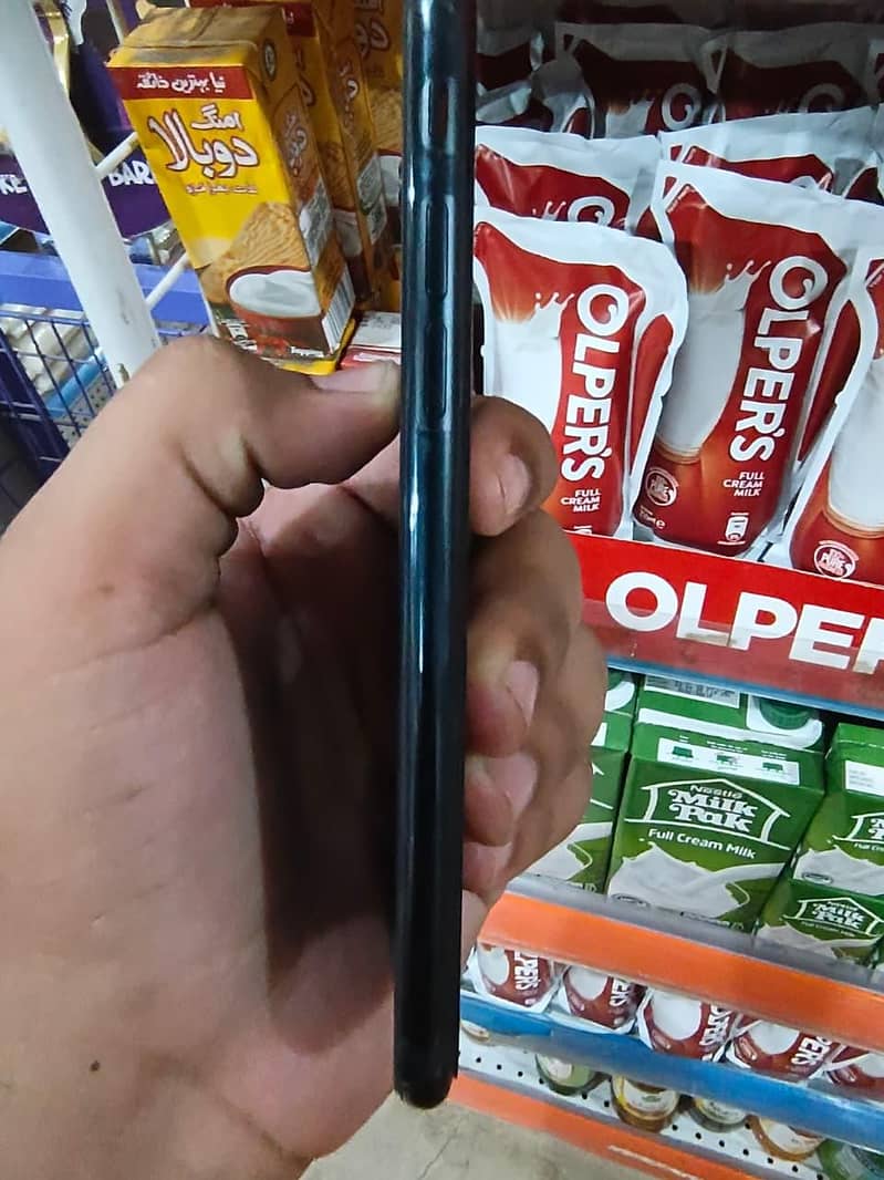 Apple iPhone SE 7