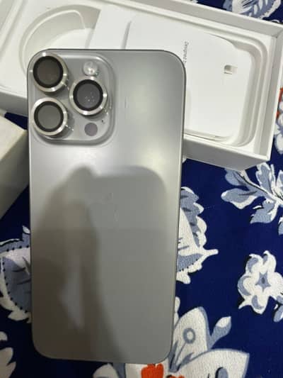iPhone 15 pro max battery health