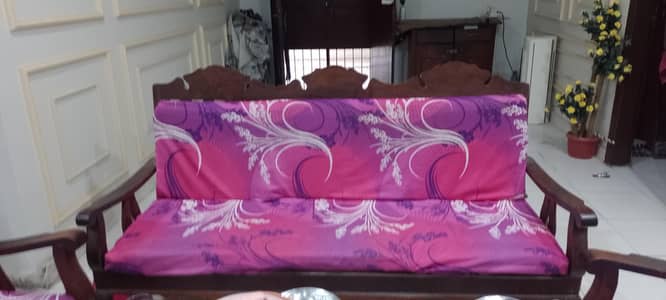 5 seater Sofa set for sale