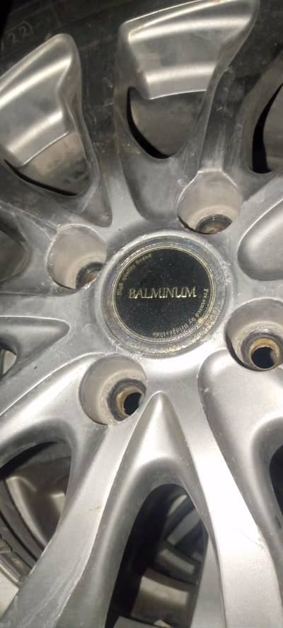 Allow rim Yokohama 14 inch tyres brand new condition
